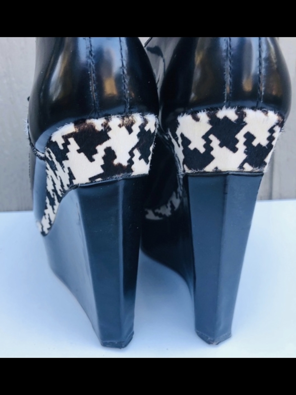 L.A.M.B Black & White Houndstooth Wedge Oxford - Women - Picture 4 of 5